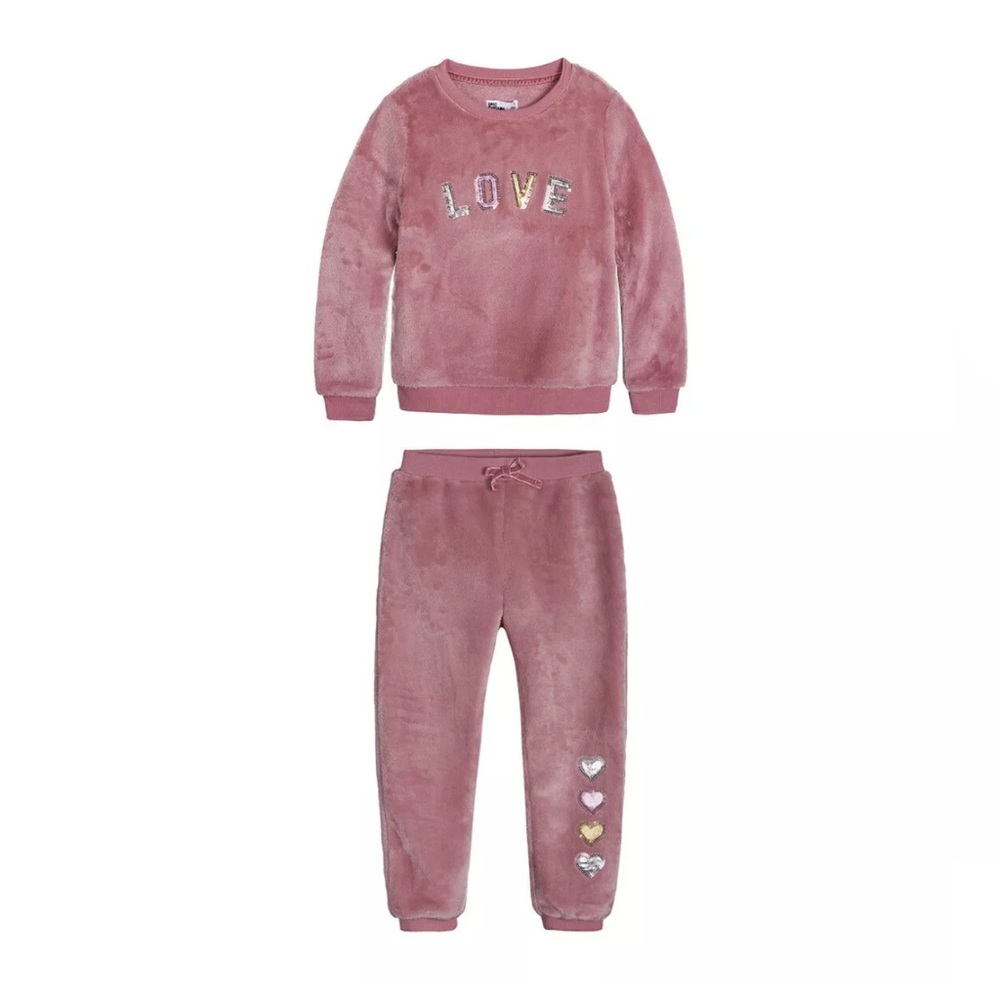 NWT Pink Love Fleece Sweatshirt and Joggers Set Warm for Girls Size 3T